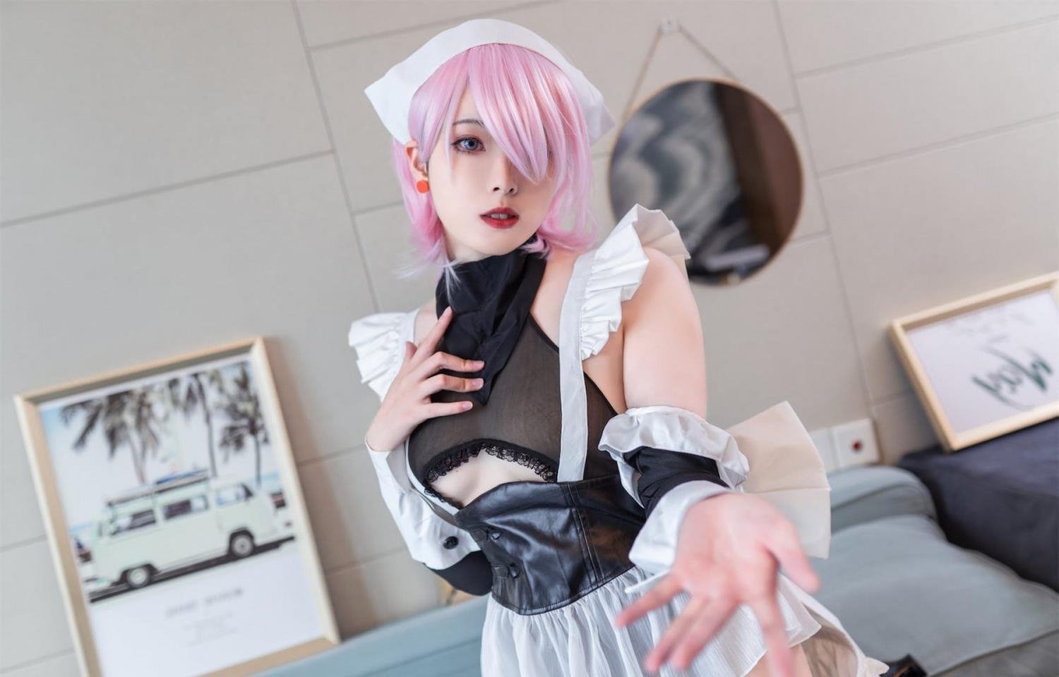 �����˸�����ϵ��