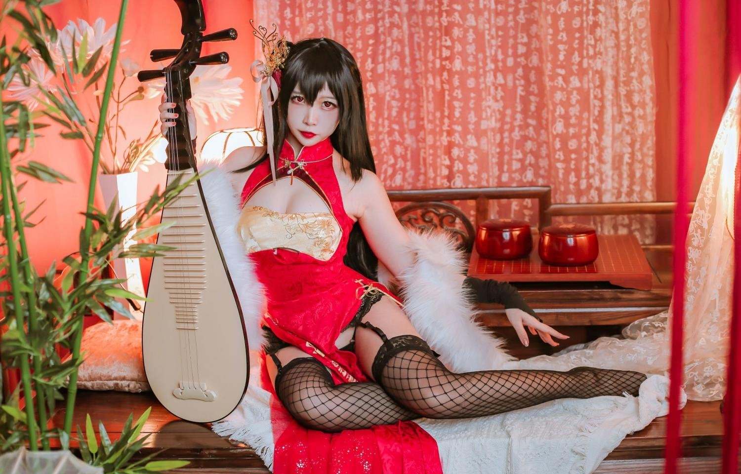 ����Ů��