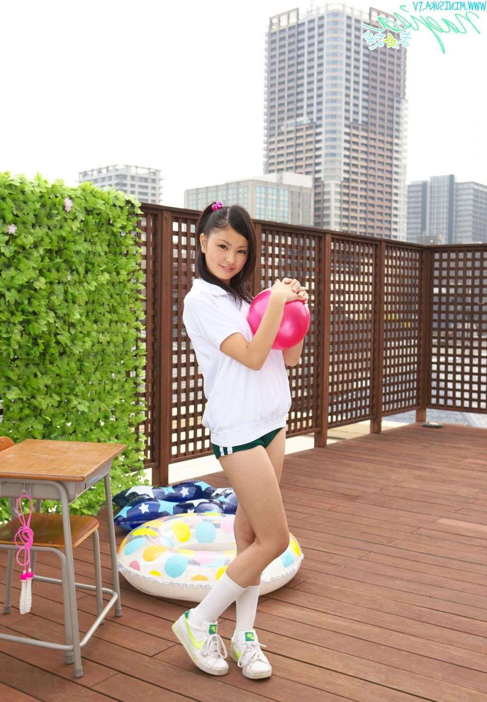 ���޼�ͥŮ��ʦ