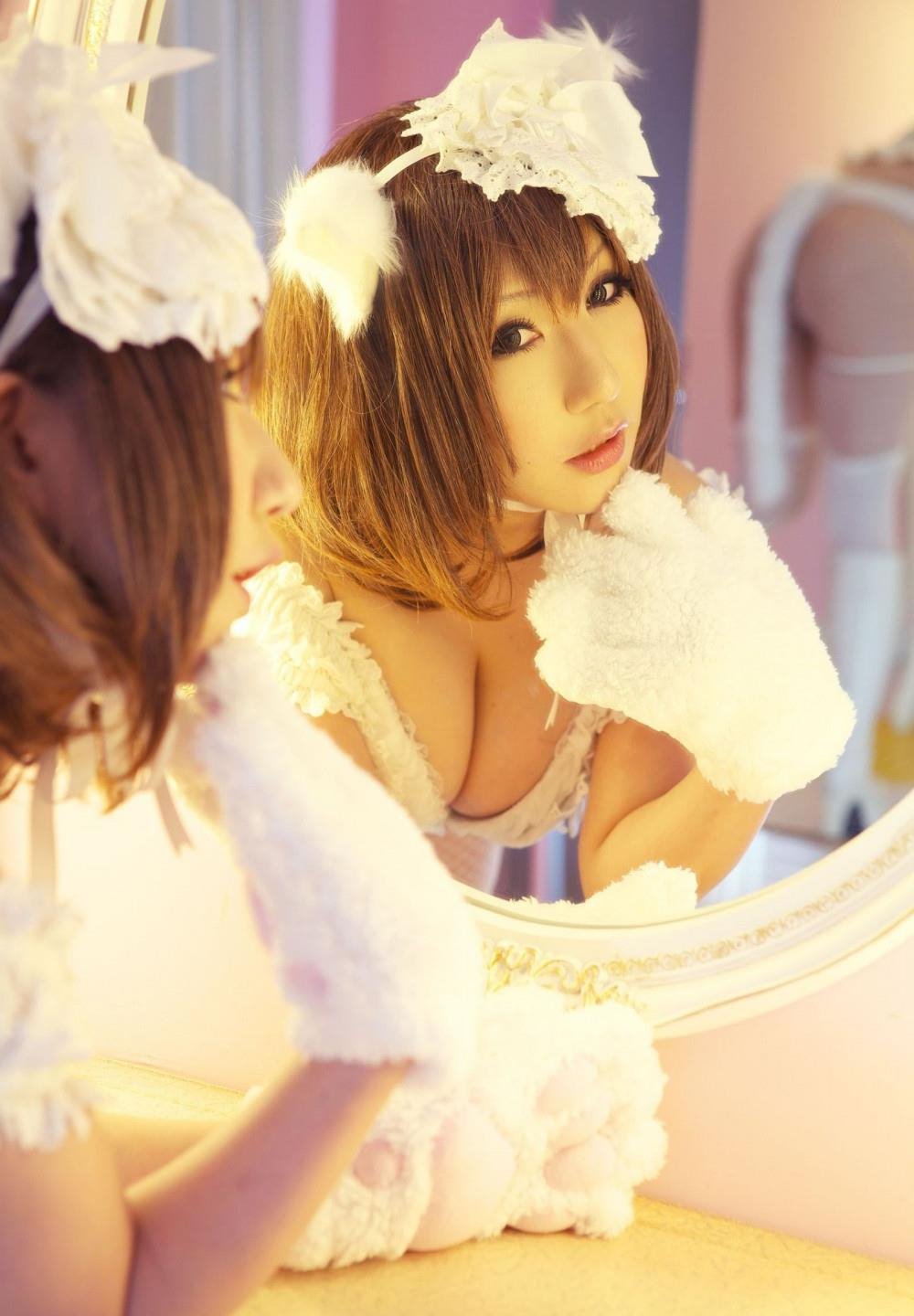 ���˻�ɫ��Ӱ����