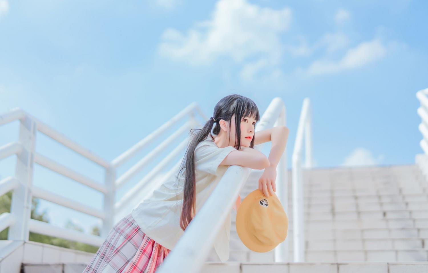 �����ɬ��Ů