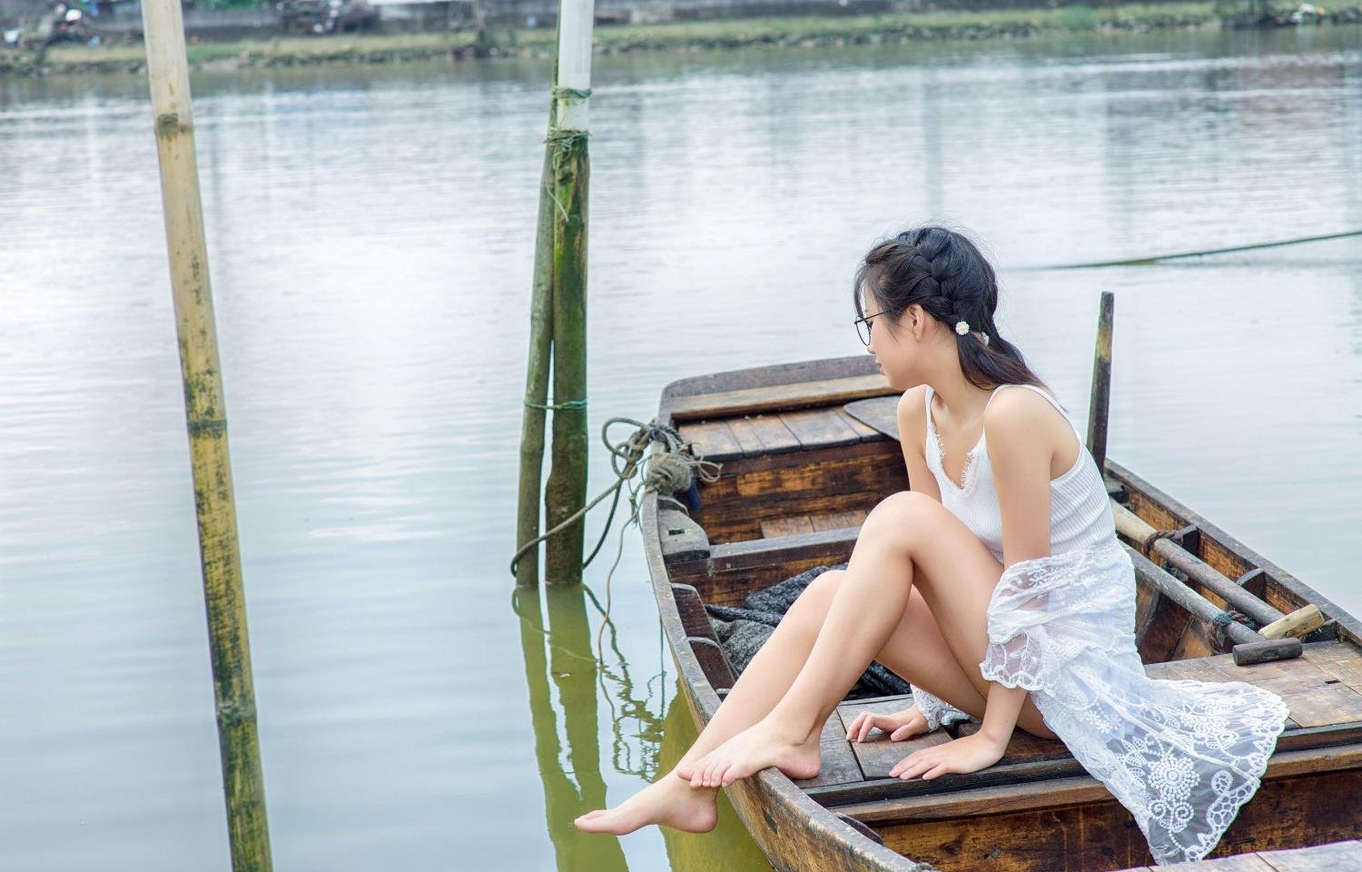 ������˿ ����