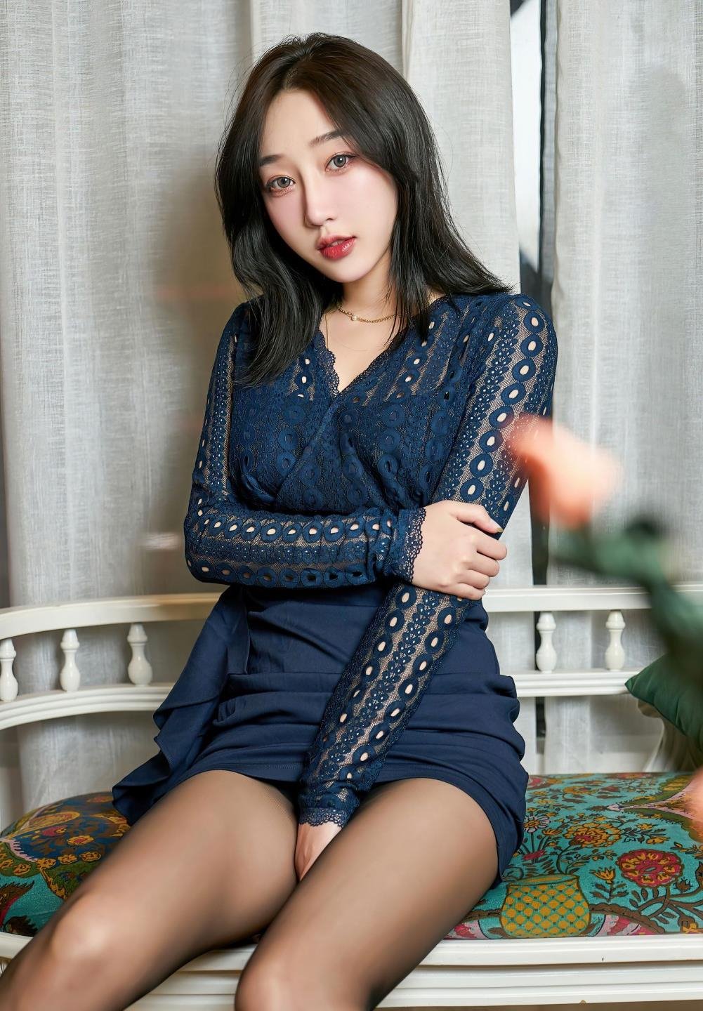 男人边吻奶边挵进去小说免费99